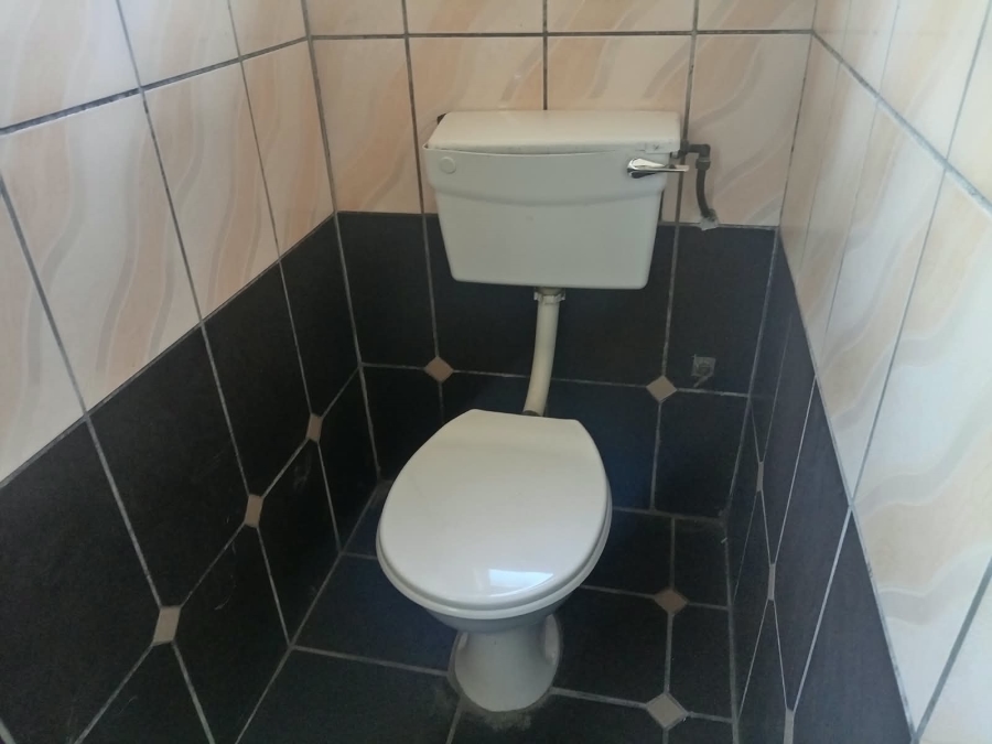 To Let 3 Bedroom Property for Rent in Lentegeur Western Cape